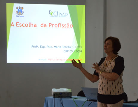 Conversa foi conduzida pelas professoras Maria Tereza e Telma Perini, da PUC-GO